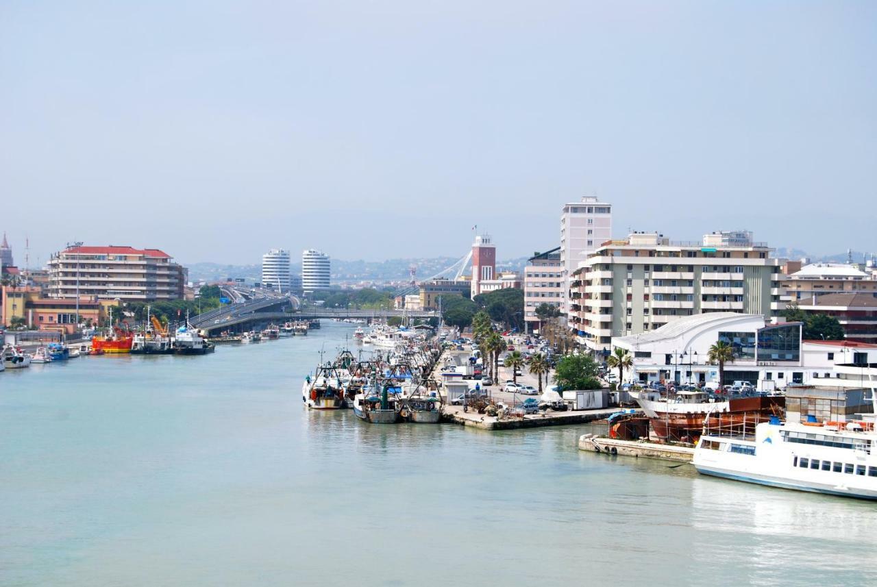 Loft 51 Apartment Pescara Luaran gambar